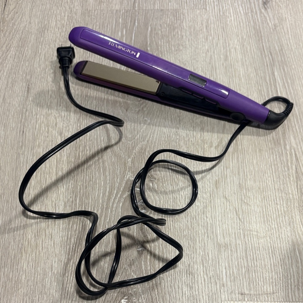 Remington Vibrant Purple Hair Styler